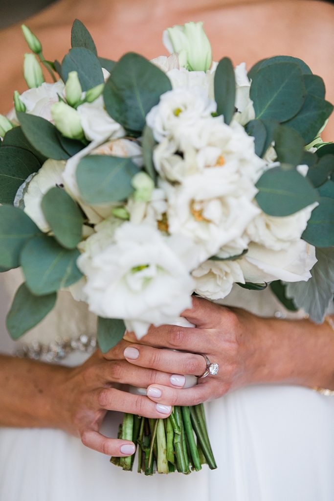 wedding-bridal-bouquet